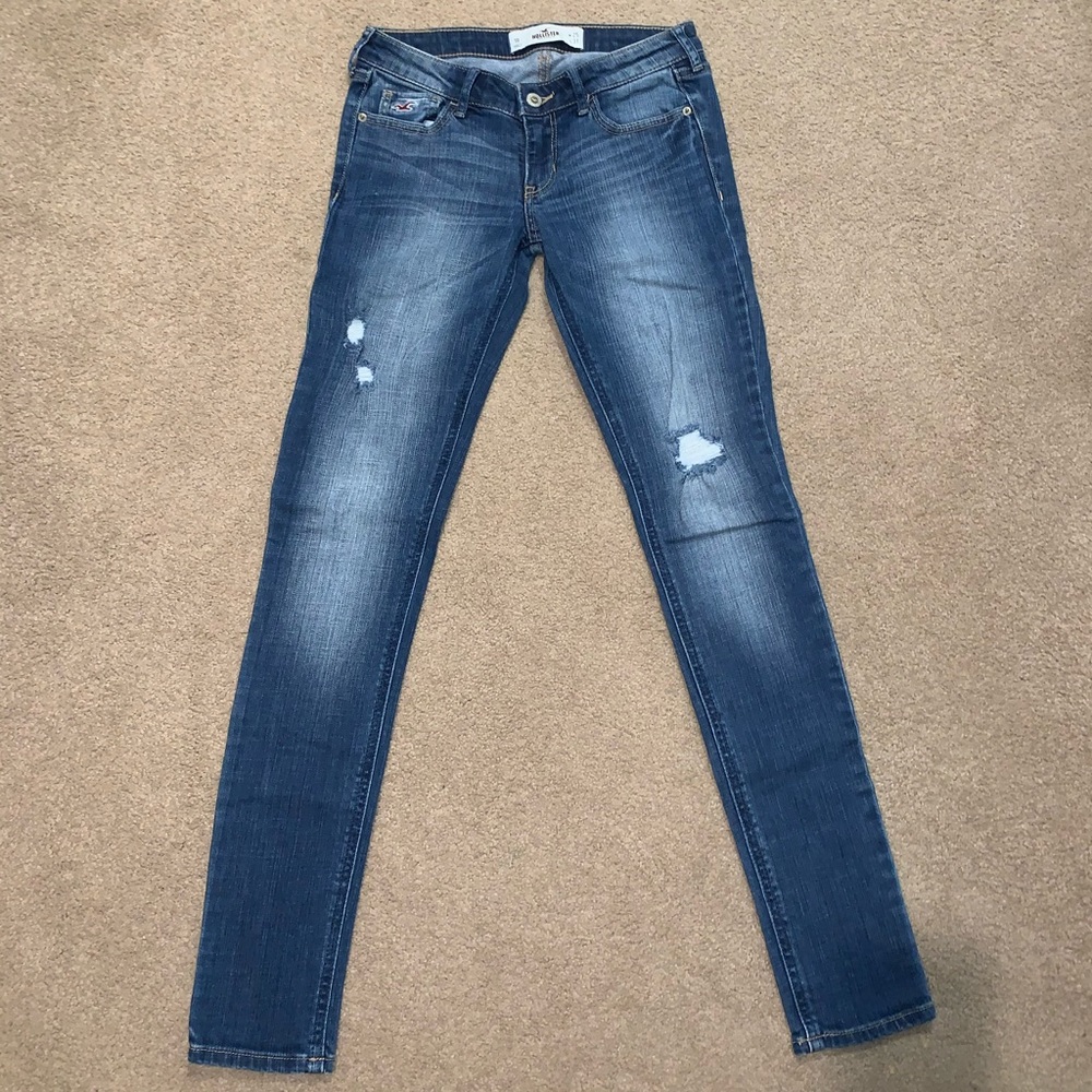 Destroyed medium wash skinny jeans/jeggings